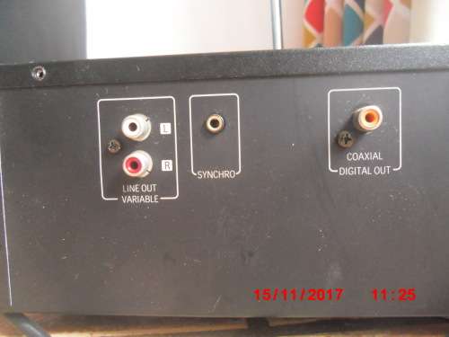 Denon DCM280 5 Disc CD Player